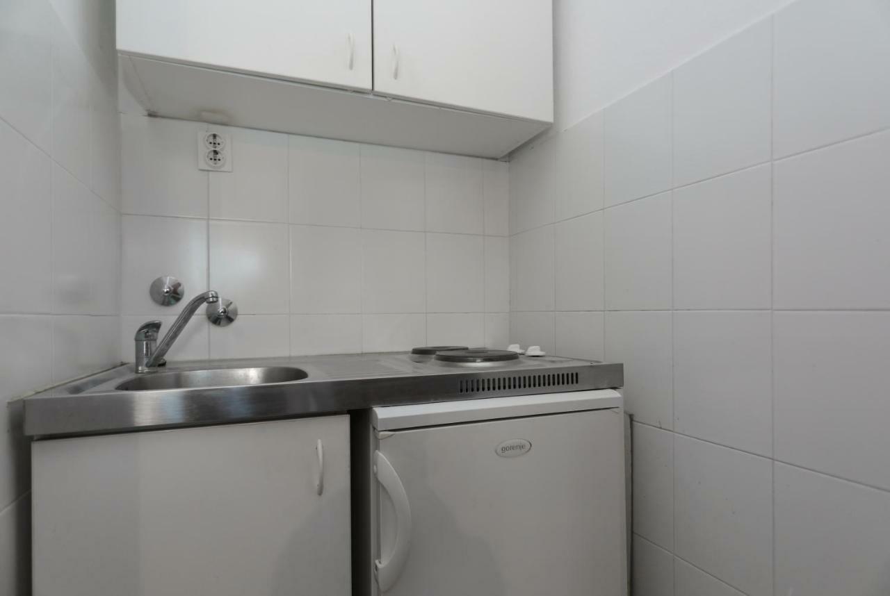 Studio Apartment Ana Supetar Exterior photo